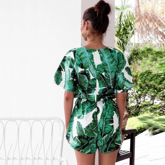 🔴Romper Floral Leaf Green Tie Jumpsuit - Picture 3 of 4